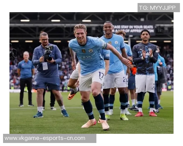 英超惊现冷门那不勒斯绝杀国米全场沸腾瞬间回顾